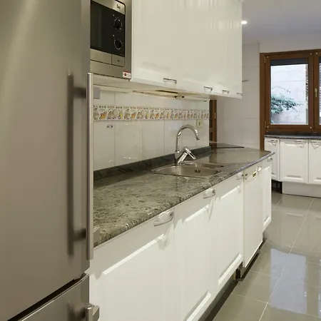 Apartment Playa De La Concha 5 By Feelfree